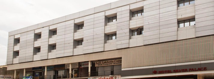 Hotel Silver Palace - Rajkot 01.jpg